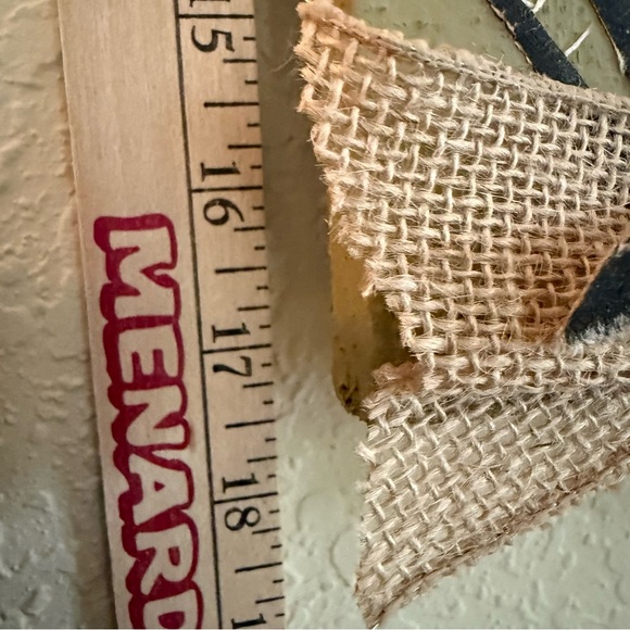 NEW Rustic Flower on Wood Board Hand Crafted Decor - Picture 7 of 9